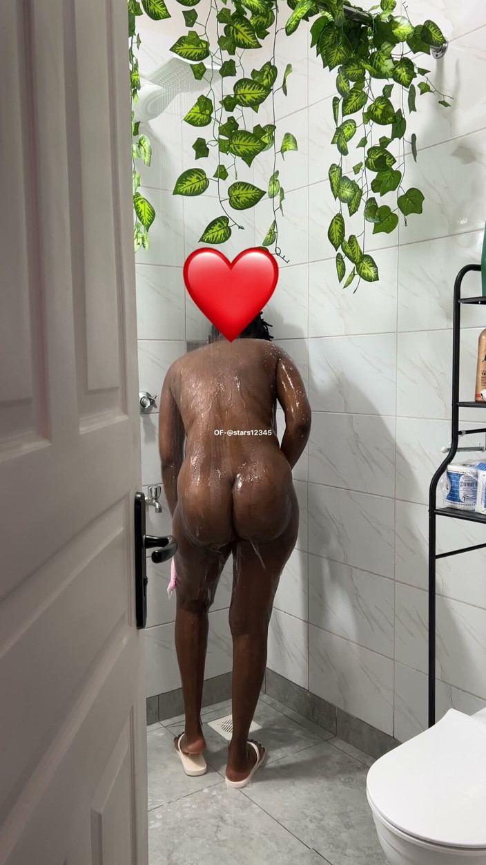 Its Nyota: Girl Taking a Relaxing Shower