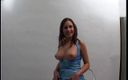 Horny Two really wet MILFs: Tetona morena milf llega al casting y se la follan...