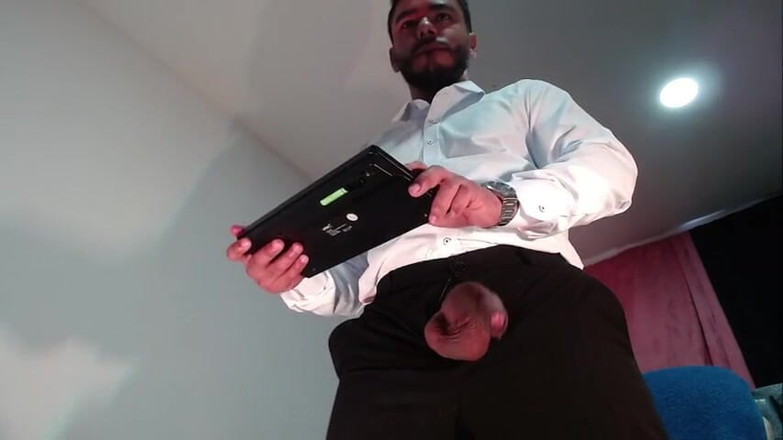 Tommhot: Muchacho trong chiếc váy thanh lịch - Striptis Gran Polla không...