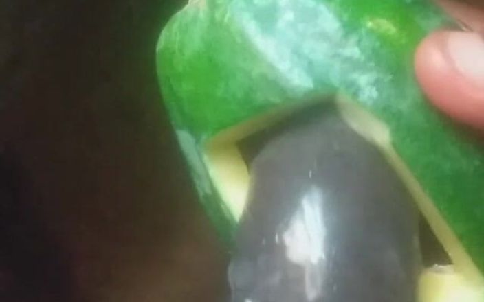 Badman4606: Masturbation africaine.