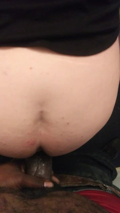 Anal_Angi_Rose: Pantat cewek nakal ini dientot habis-habisan sama kontol besar pria...