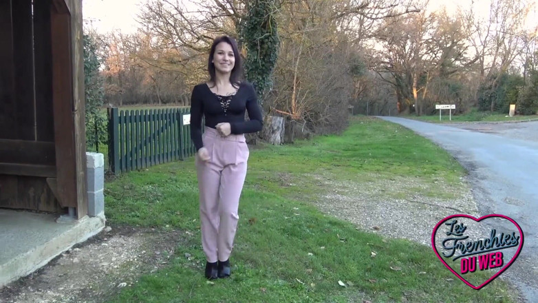 The Frenchies of the web: Melia, a Naughty Girl Discovering the Pleasures of the Flesh