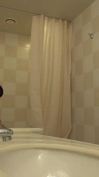 [new Cosplayer Hunting] Former Gravure Idol with H-cup Breasts and No Prior Photo Shoot Experience
