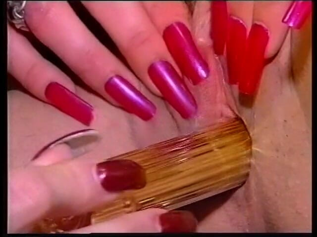 Naughty Girls: Velmi sexy evropské děvky mají skvělý lesbický sex