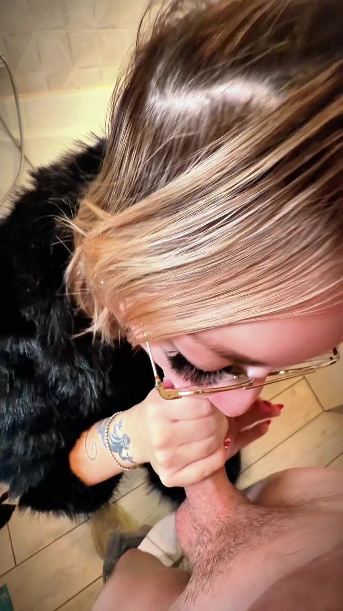 GIULIANA_OFFICIEL: O Svého Colotaire Se Starám Tím, Že Ho Kouřím