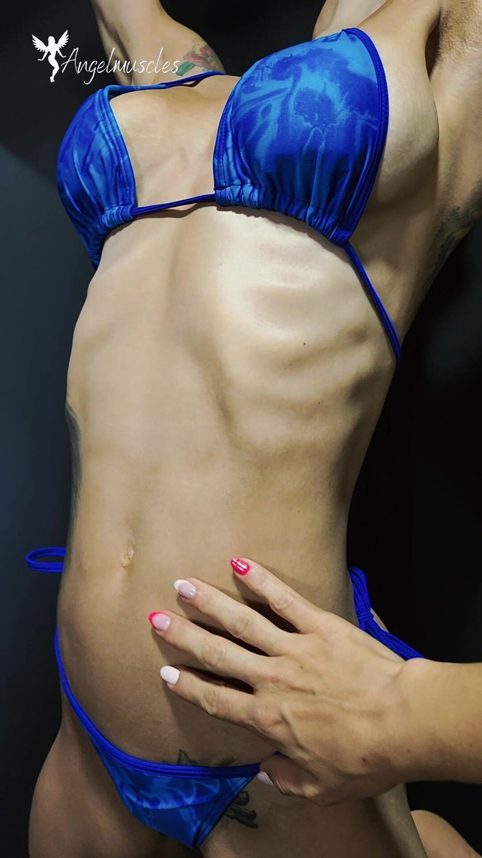 Angelmuscles: Mijn ribben steken eruit