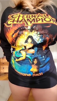 Sonsuz şampiyon meme damlası kutsal orta yaşlı seksi kadın memeler