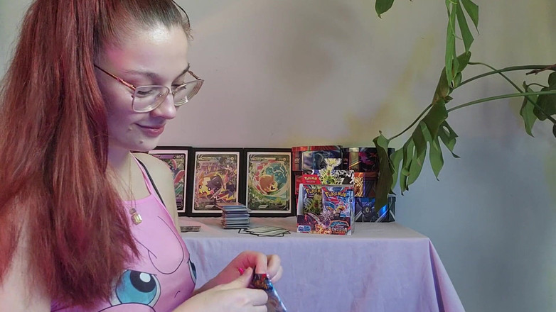 petitesubkitten: Nová karta Obsidian Flames Full Booster Box vytáhne