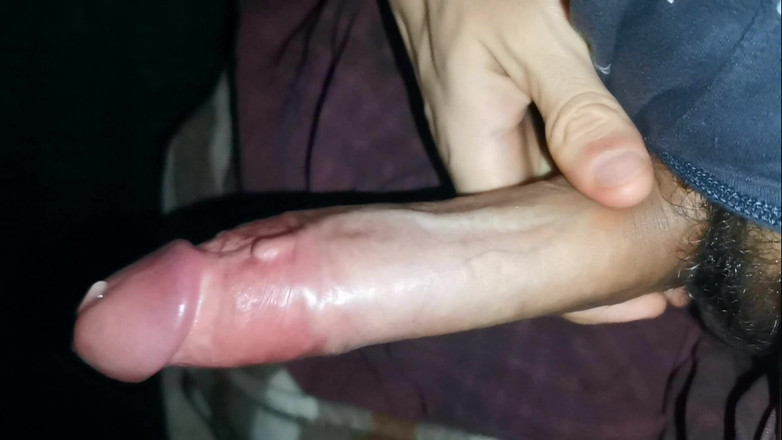 SEXY_GUYBEST: Velký šťavnatý penis téměř stříká