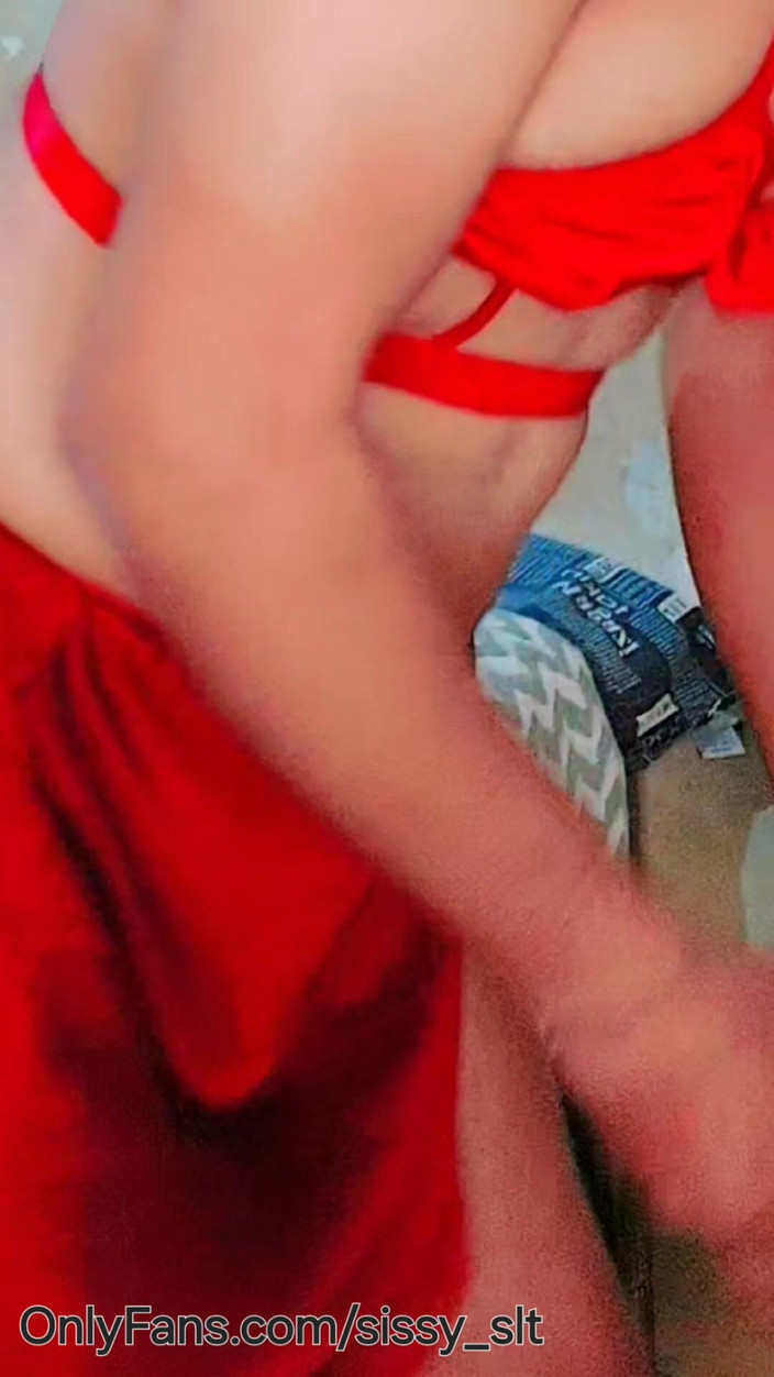 Sissy Slut Simran: Transsexual sexy em lingerie vermelha Watermark.mp4