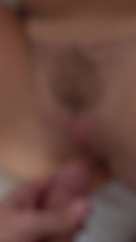 Haciendo a mi marido un video sucio con extraño