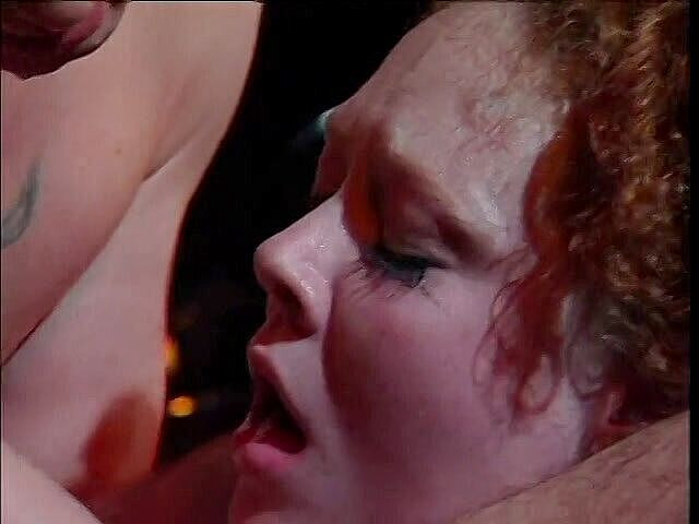 Dark Dungeon Secrets: Dvě holky Nina a chlap šukají