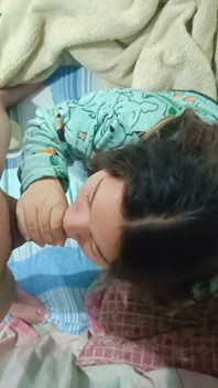 Она не могла успокоиться, поэтому я дала ей молоко отдохнуть.