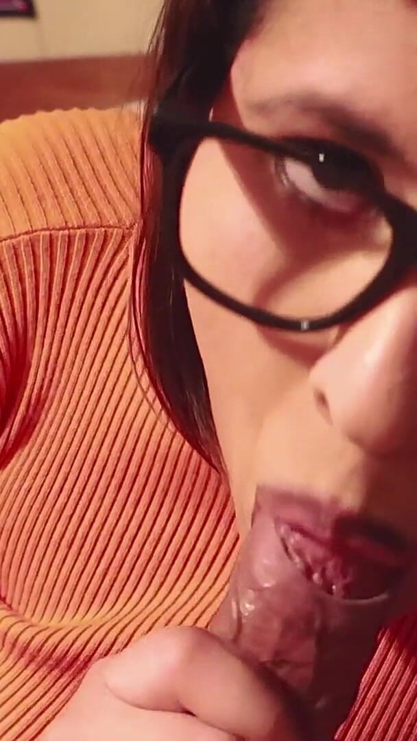 VickyVixen: Goth Velma Is Horny