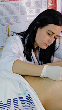 The Attractive Nurse Was Surprised by the Patient