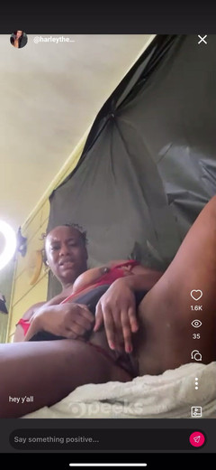 Harley Harper: Quase esguichado no Meu Ipad