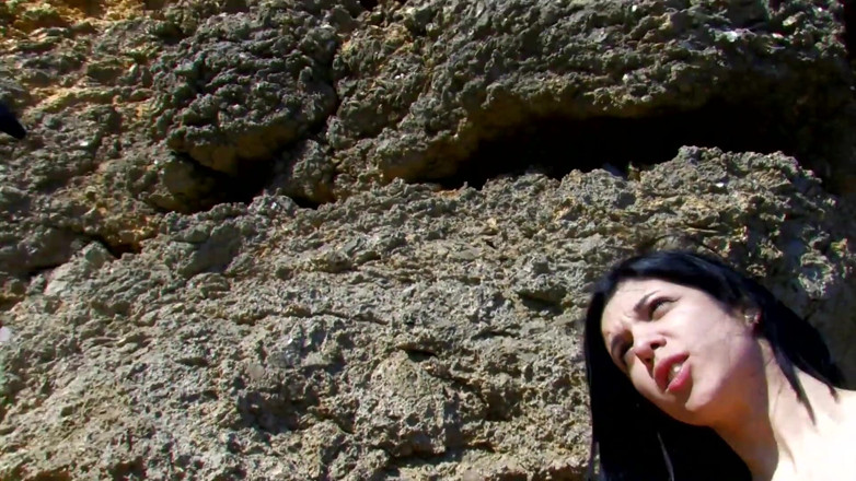 Real Home Made: Pequena menina fodendo buceta na praia, porra na boca