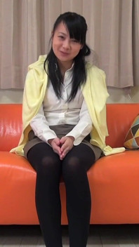 Sexy Asian Teen Is Ready for Her Fist Creampie