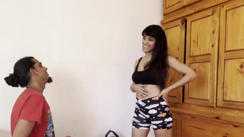 Marcoxromano80: Io resto a casa di Mia cugina e scambiamo il...