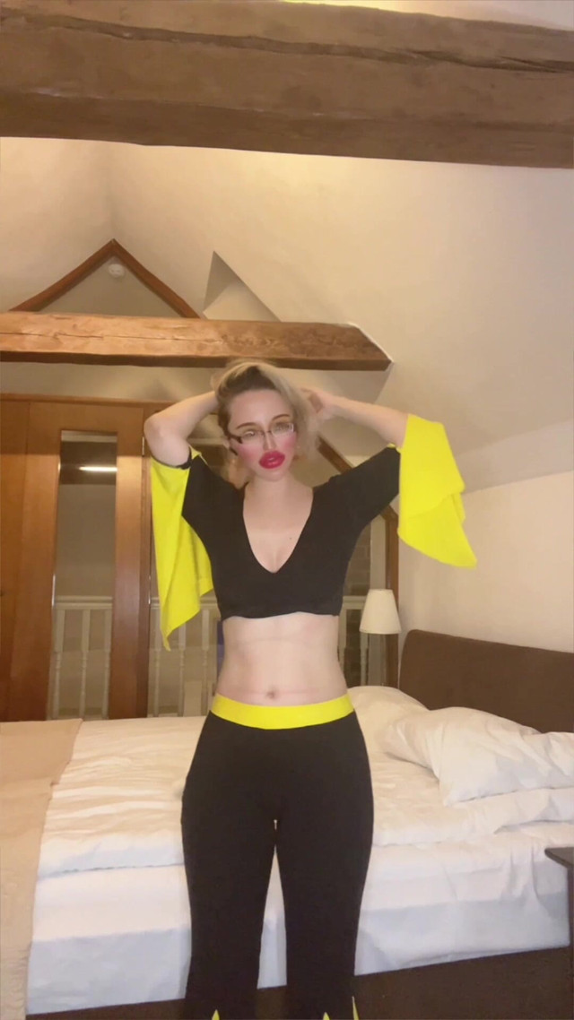I Make You Hot Song Version 2 (FinDom Goaldigger)