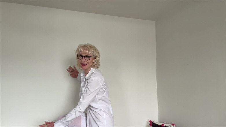 Deeliteful Jacy: Roodgloeiend en ondeugend