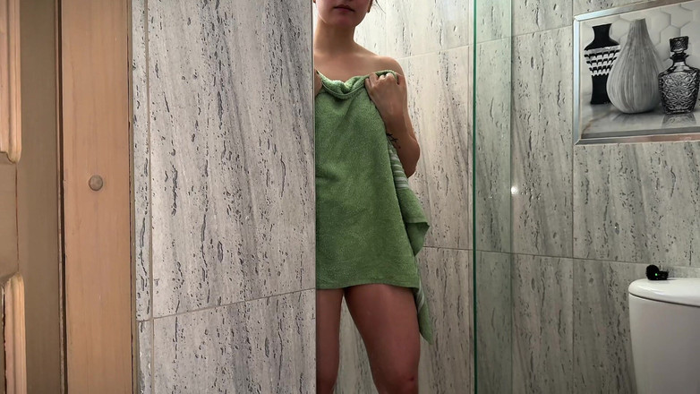 Sweetfantasy131: 샤워하고 섹스를 권유하는 새엄마