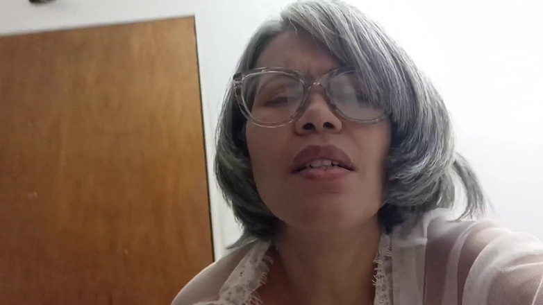 Swingersamateur40: Vidět tě doma bez své manželky je velké pokušení, miluji...