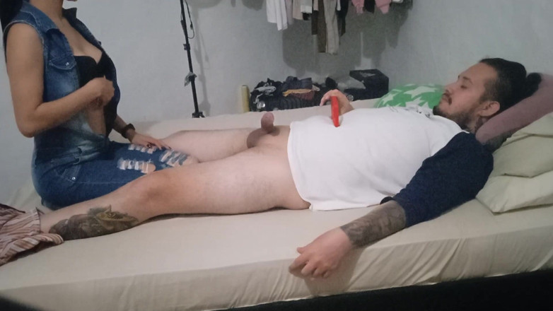 xMilfucker: เมียนอกใจต้านทานควยเพื่อนผัวไม่ได้
