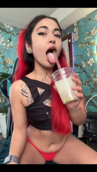 Lemme Suck, Bb