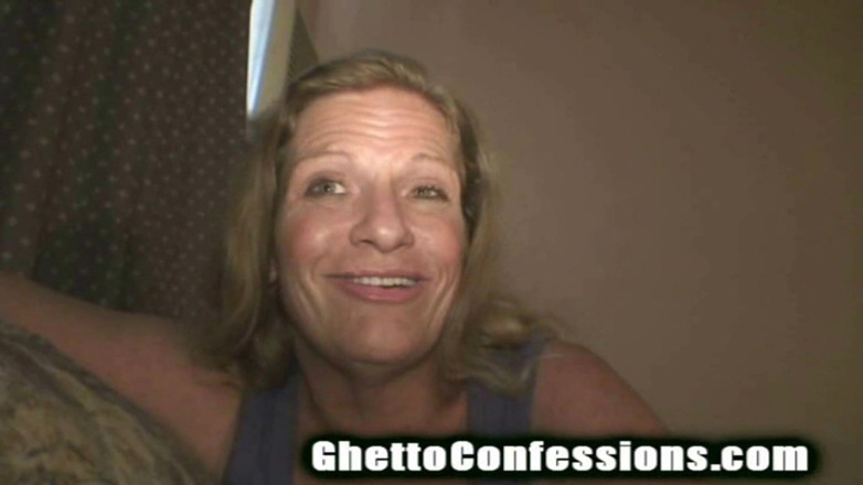 Ghetto Confessions: Bunicuță urâtă, fostă stripteuză curvă cu țâțe mari muie curvă cu...