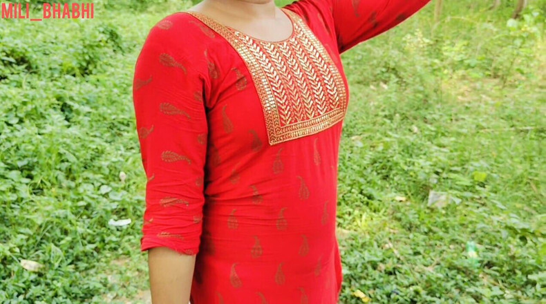 Mili bhabi: Vesnická sexy holka XXX v džungli hindský audio sex, desi...