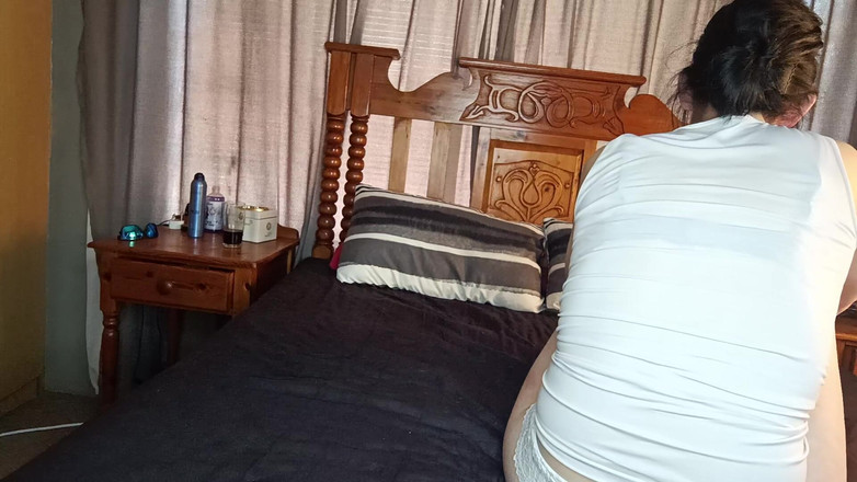 PixieMay007: Neukende buurvrouw echtgenoot harde pik totdat hij klaarkomt