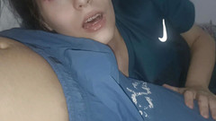 Natasxha: Dostaję pyszny lodzik od mojej napalonej przyrodniej siostry, aż mnie...