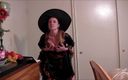 Nikki Nevada: Anální masturbující čarodějnice