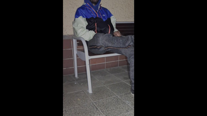 jerkofflover: Esperando en el tren en la estación