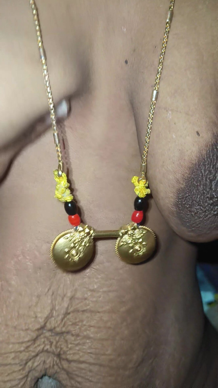 X videos: Sora vitregă se fute tare 2