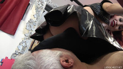 Lady Scarlet: Lady Scarlet - POV pode mnou - POV sotto di me