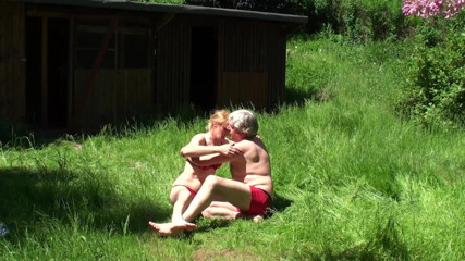 Muschi movie official: Ugly XXL milf fucking in the garden