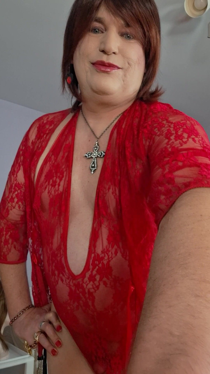 Victoria Lecherri: Být děvkou v mém červeném prádle!