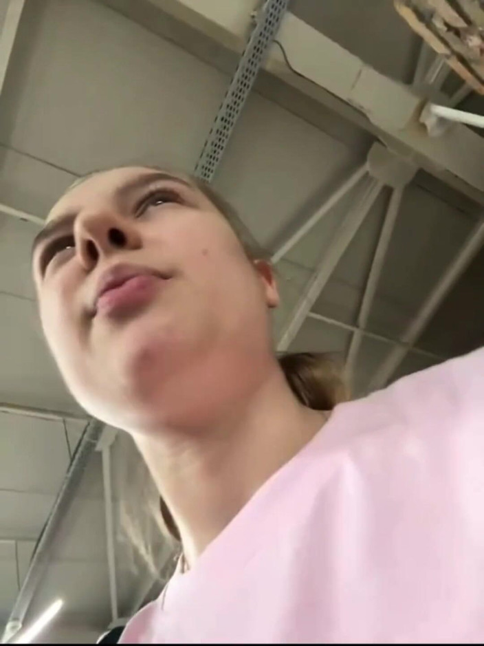 JuiceLussie: Public Natural Tits Play and Nipple Clamps