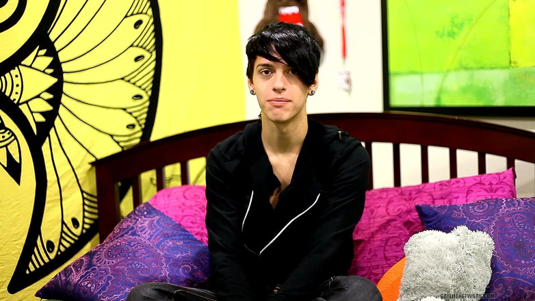 Lollipop Twinks: Emo Cutie Jae Landen är en riktig älskling!