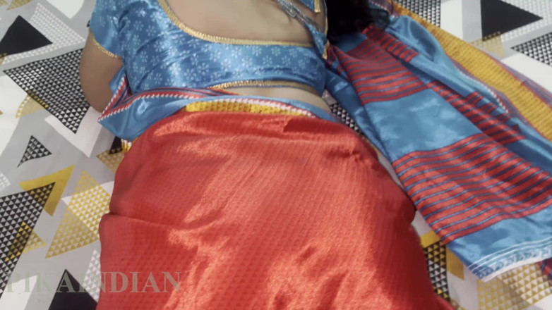 Pikaindian: 핫한 인도 와이프 Natasha 핫한 로맨틱 섹스 Pika 인도 아줌마 인도 아줌마 인도 소녀 의붓여자 배다른 여동생 자연
