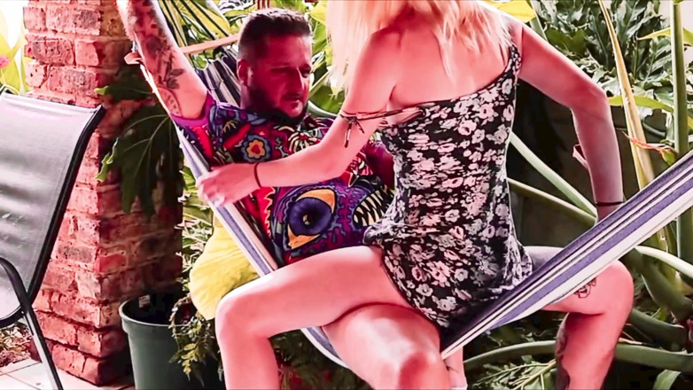 Bigjoefuckalott: Hawaiian Fun Party Tahiti Tati