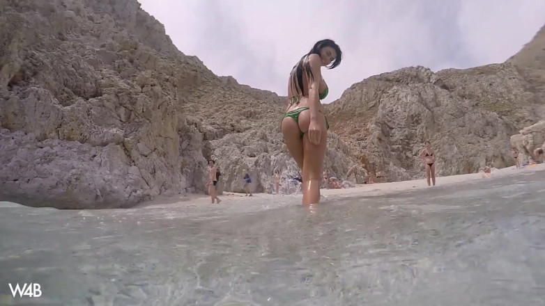 Watch4beauty: Bikini verde