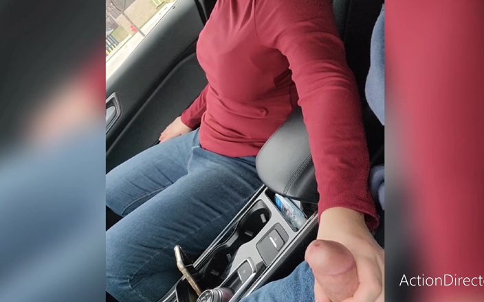 Ladyandme: Mutandine vibranti e cazzo giocano in macchina