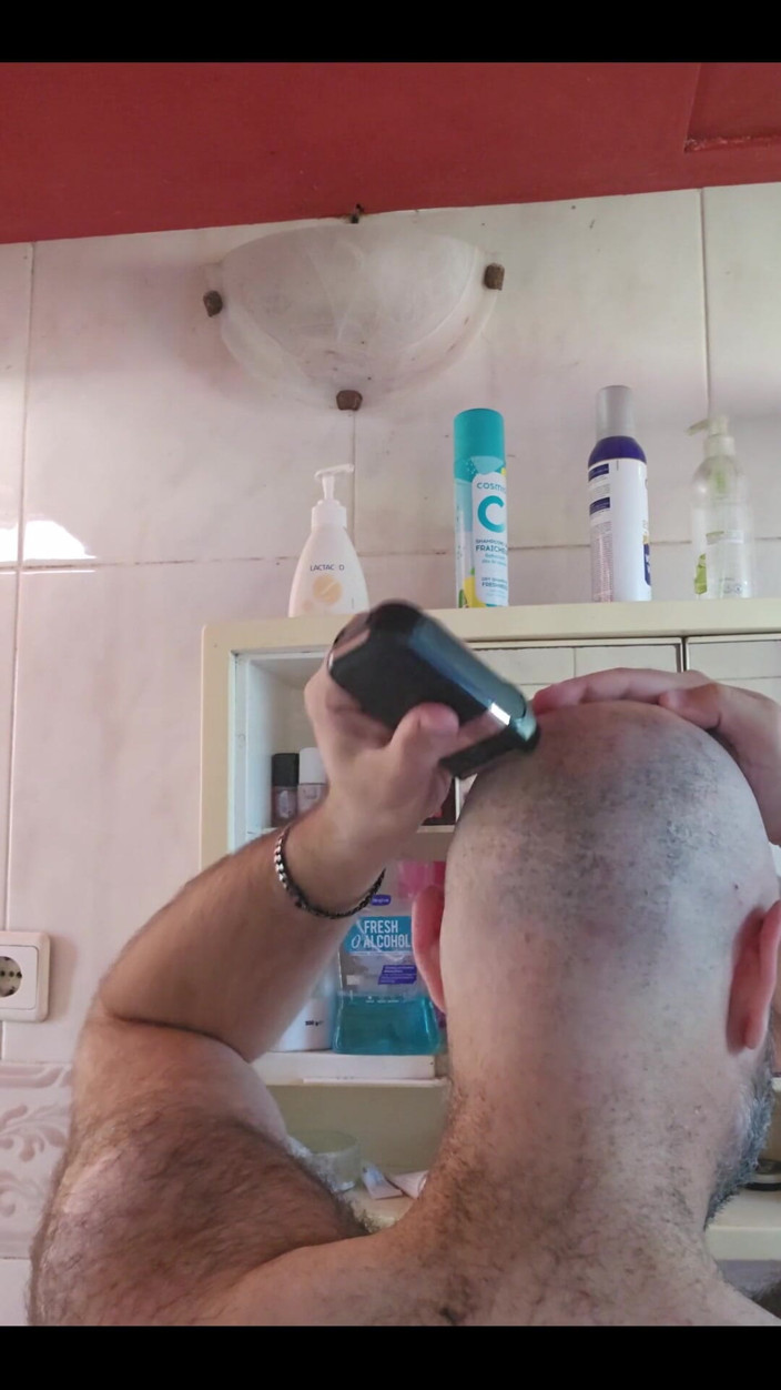 RAvingr4d4: New Shaver