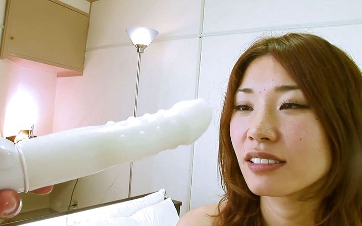 Asiatiques: Волосатую азиатскую крошку трахают в видео от первого лица