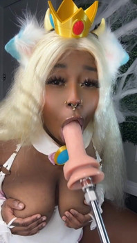 Cowpeach blowjob selamba