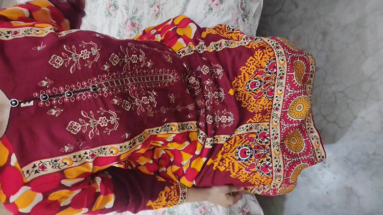 Sairaxsaim: Trouvez une fille au hasard dans un parc