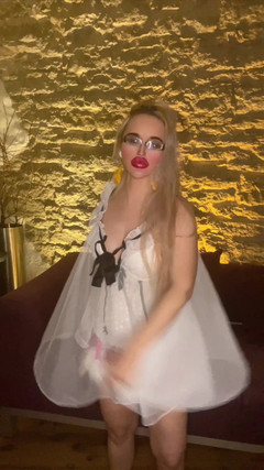 FinDom Goaldigger: Já jsem bohyně pro fanoušky